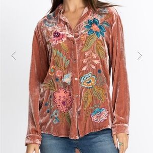 NWT Johnny Was BIANCA VELVET
OVERSIZED Shirt L